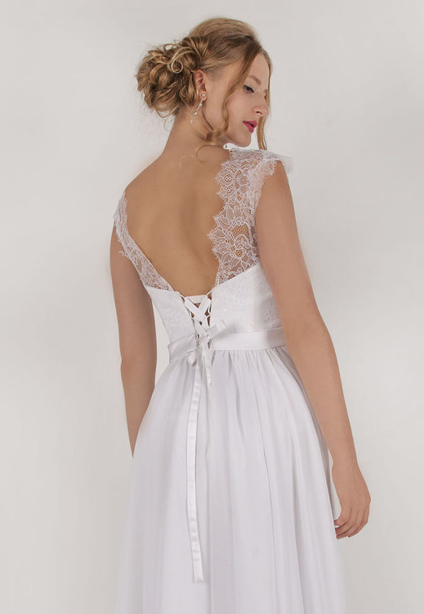Robe de mariée pas cher à Paris en dentelle