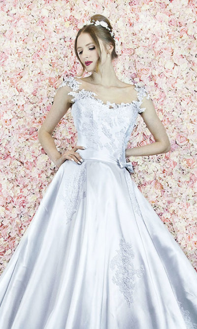 Robe de mariée à silhouette très chic