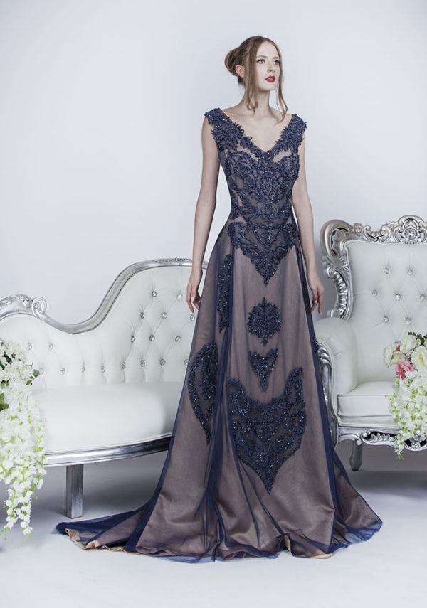 Robe de bal en tulle avec broderie en dentelle bleu