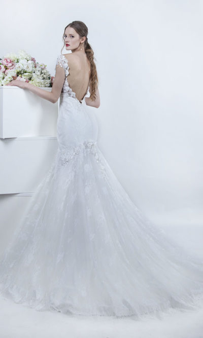 Robe de mariée sirène dos nu en V