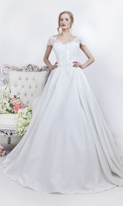 Robe de mariée avec plis creux