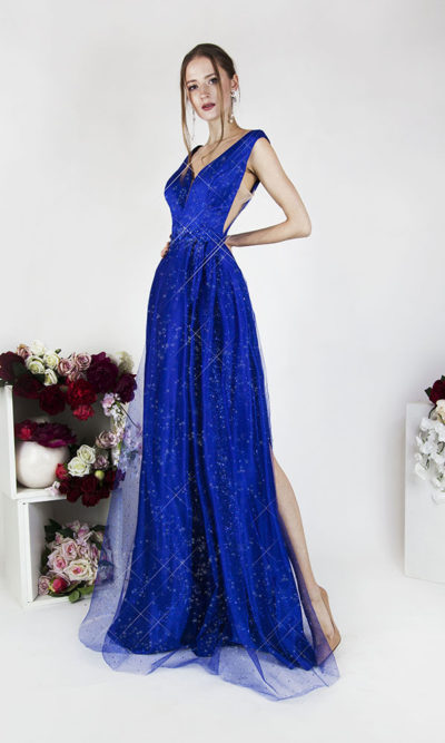 Robe de soirée bleue avec paillettes et dentelle