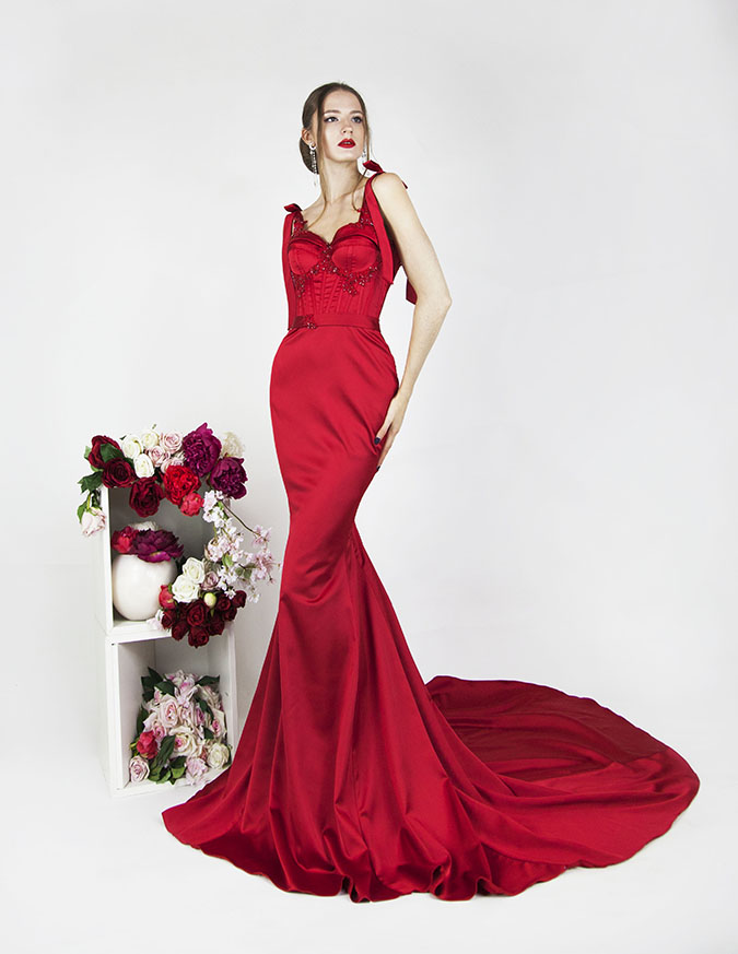 Robe De Soiree Sirene Rouge Et Sexy En Dentelle A Paris Robeparis