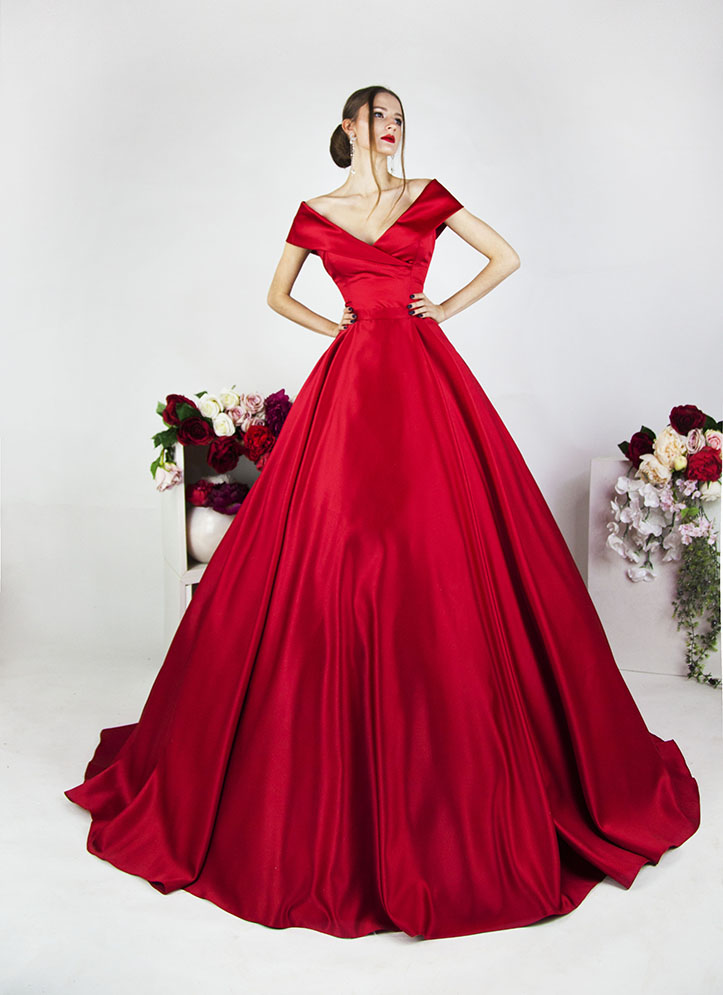 robe longue satin rouge