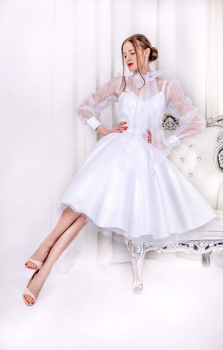 Robe de mariée blanche courte pour mariage civil