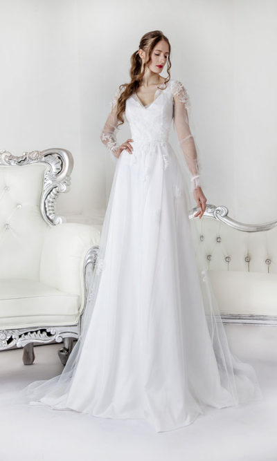 Robe de mariée style bohème avec drapée en dentelle de Calais