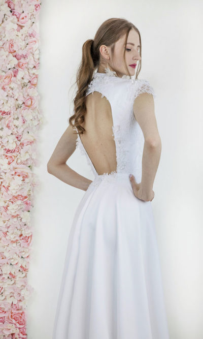 Robe de mariée fluide et trapèze