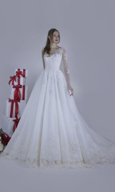 Très belle robe de mariée Paris