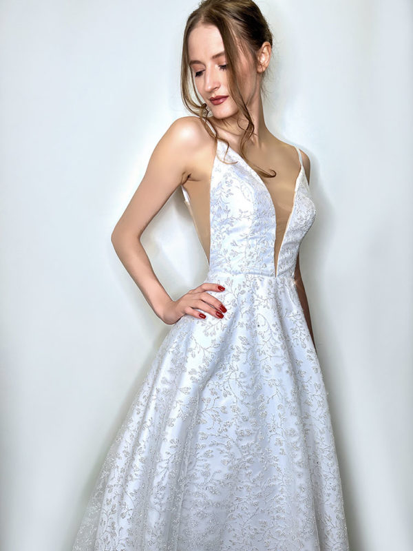 Robe de mariée sexy avec un grand décolleté