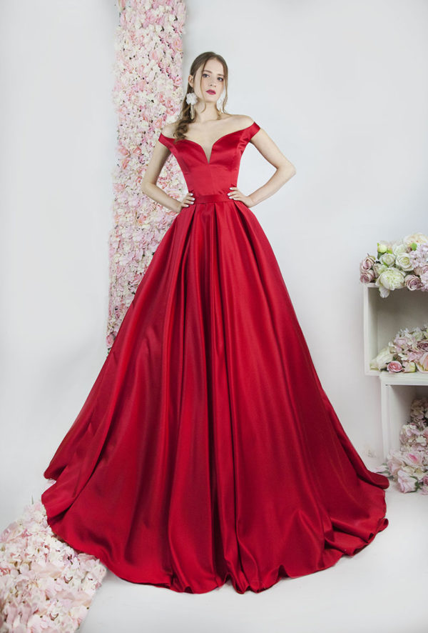 Robe de bal pour gala en satin