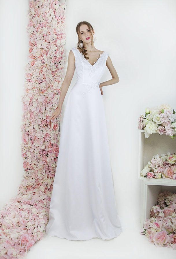 Robe de mariée jupe fluide et simple style empire