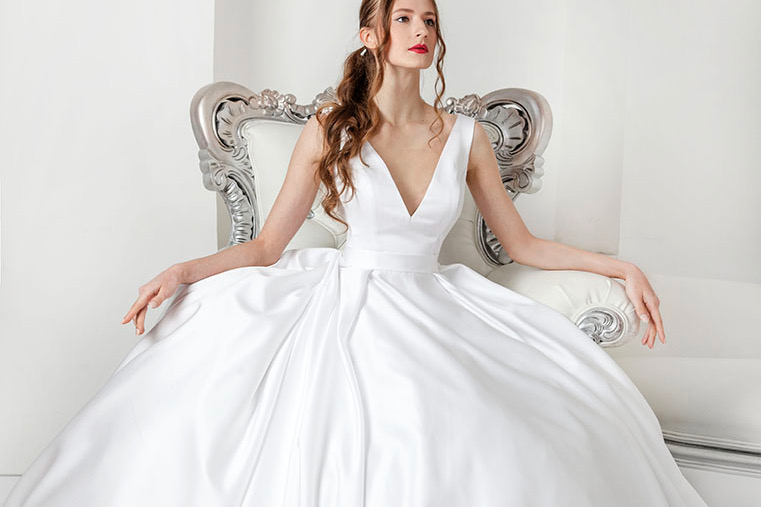 Robe de mariée chic avec broderie