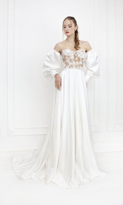 Robe de mariée avec manches bouffantes