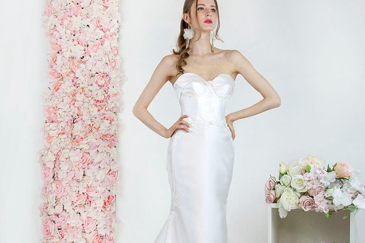 Robe de mariée en mikado coupe sirène