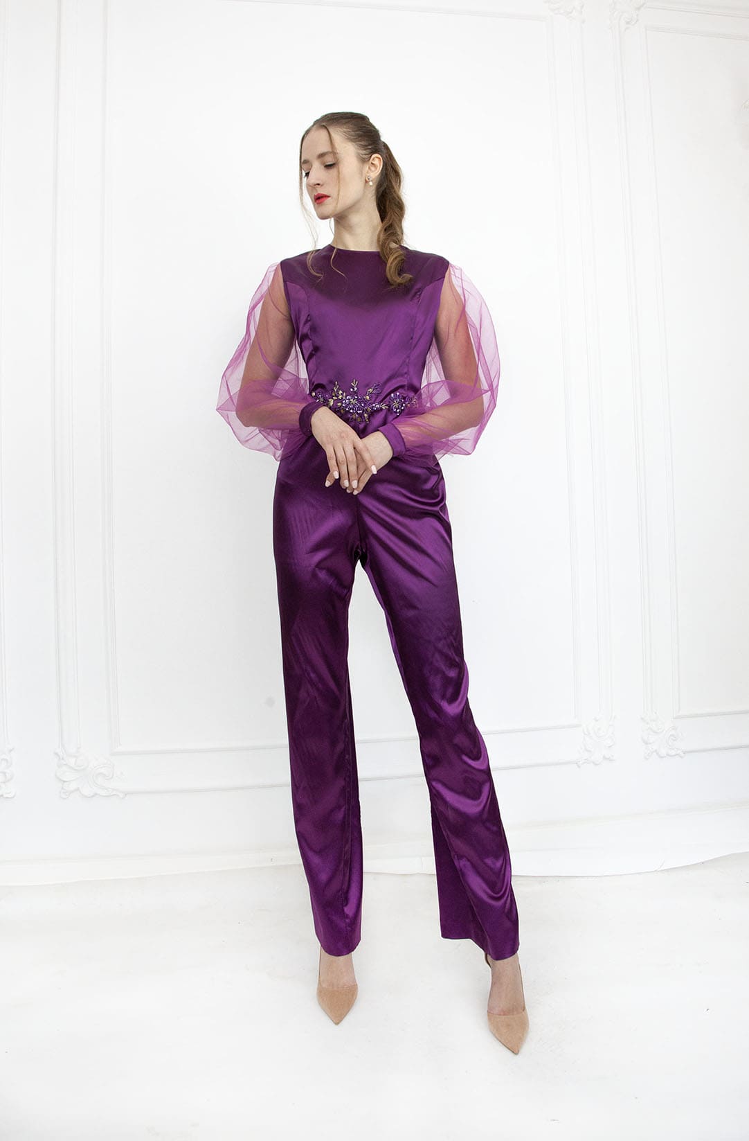 Tailleur de mariage violet lila avec manches